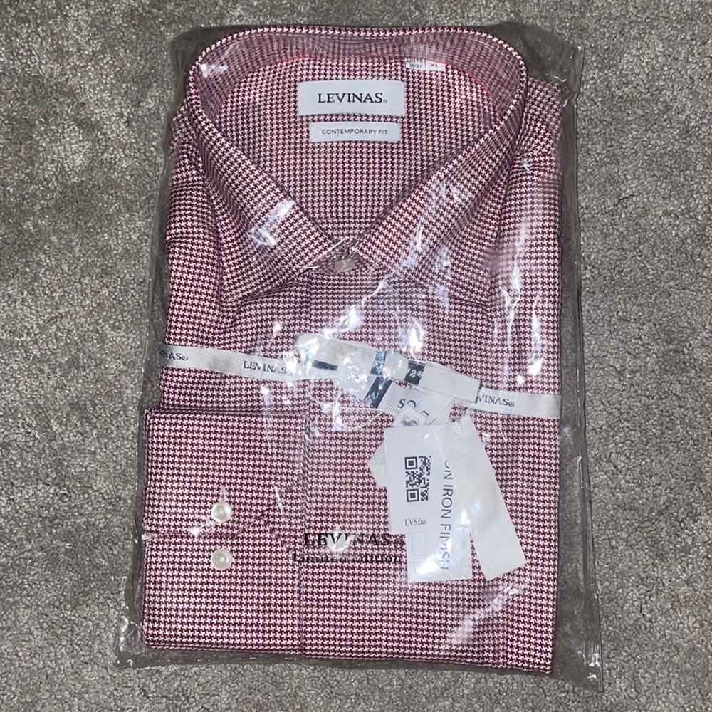 NWT LEVINAS CONTEMPORARY FIT DRESS SHIRT